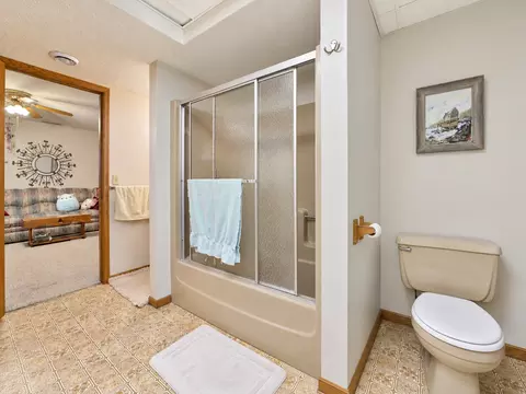 Bath - 5583 Legend Ln, Brainerd, MN 56401 photo 3 of 3