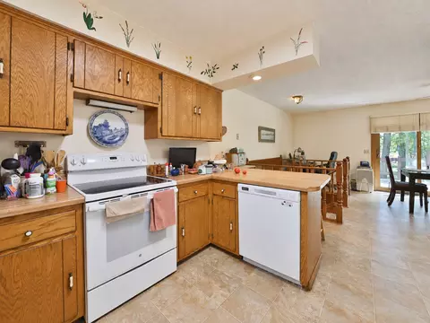 Kitchen - 5583 Legend Ln, Brainerd, MN 56401 photo 3 of 3