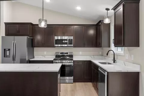 Kitchen - 1902 Maple Leaf Ln, Litchfield, MN 55355 photo 3 of 5