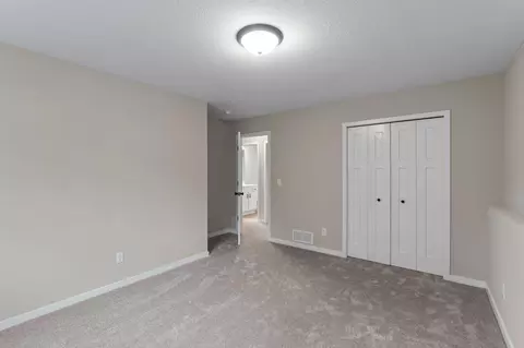 Bedroom - 1902 Maple Leaf Ln, Litchfield, MN 55355 photo 8 of 9
