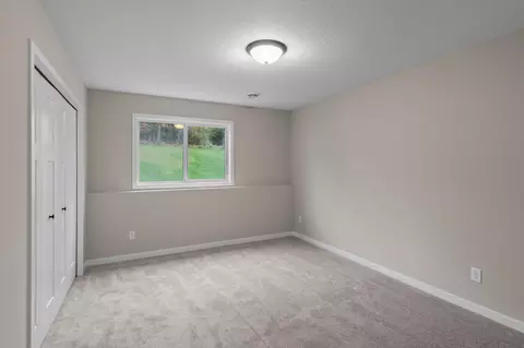 Bedroom - 1902 Maple Leaf Ln, Litchfield, MN 55355 photo 7 of 9