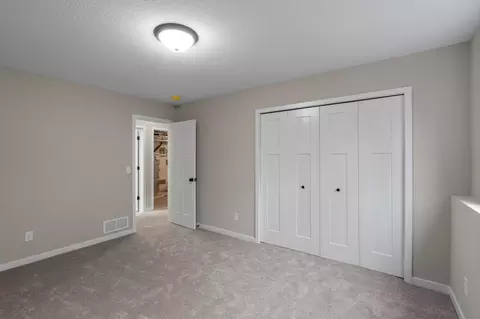 Bedroom - 1902 Maple Leaf Ln, Litchfield, MN 55355 photo 6 of 9