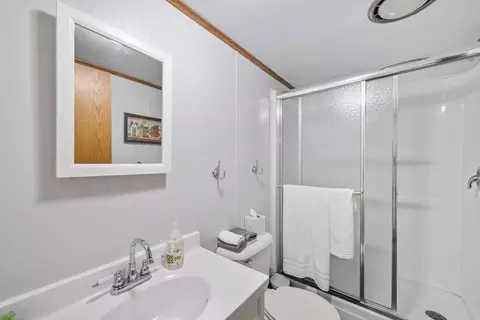 Bath - 175 W Stark Rd, Esko, MN 55733 photo 3 of 3
