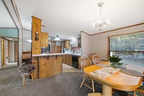 Dining - 175 W Stark Rd, Esko, MN 55733 photo 2 of 2