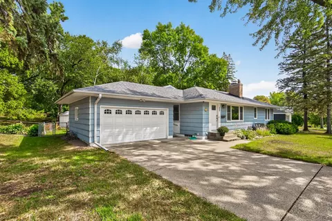 235 W Park Rd, Hopkins, MN 55343