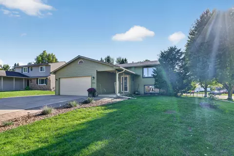 4340 57th St NW, Rochester, MN 55901