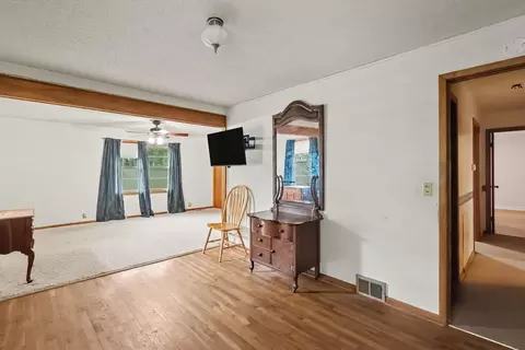 Bedroom - 849 8th Ave SW, Faribault, MN 55021 photo 2 of 7
