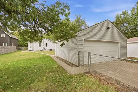 Exterior - 808 5th Ave SE, Saint Cloud, MN 56304 photo 3 of 6