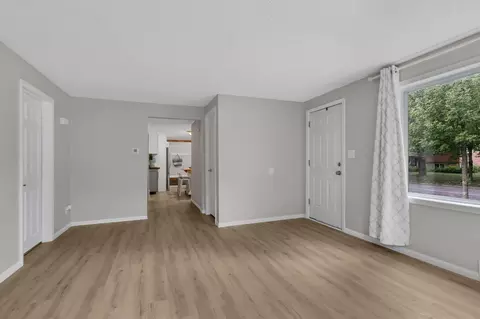 Living - 808 5th Ave SE, Saint Cloud, MN 56304 photo 3 of 5