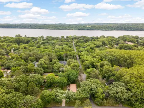 16570 22nd St S, Lakeland, MN 55043