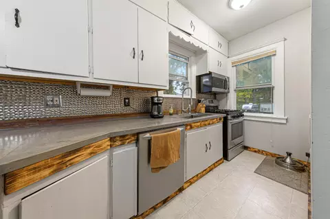 Kitchen - 1030 Willow St, Faribault, MN 55021 photo 3 of 4