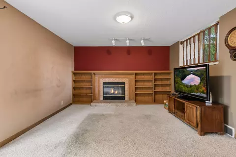 Living - 4482 Oak Pond Rd, Eagan, MN 55123 photo 8 of 9