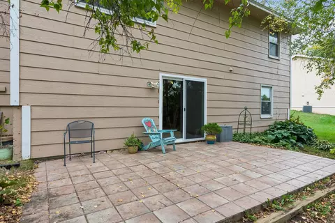 Exterior - 4482 Oak Pond Rd, Eagan, MN 55123 photo 8 of 8