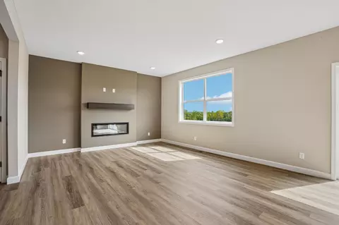 Living - 849 Walnut Grove Ln, Hanover, MN 55341 photo 5 of 6