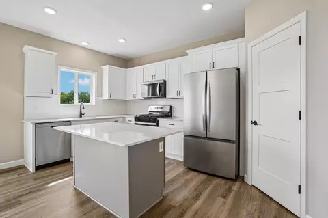 Kitchen - 849 Walnut Grove Ln, Hanover, MN 55341 photo 1 of 2