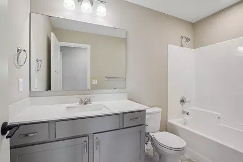Bath - 849 Walnut Grove Ln, Hanover, MN 55341 photo 2 of 2