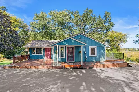 4236 Rice St, Shoreview, MN 55126