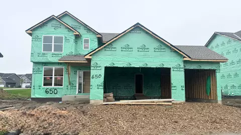 650 Sierra Pkwy, Waconia, MN 55387