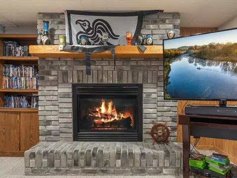 Living - 1218 9th Ave NE, Brainerd, MN 56401 photo 5 of 6