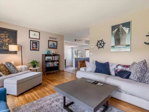 Living - 1218 9th Ave NE, Brainerd, MN 56401 photo 3 of 6