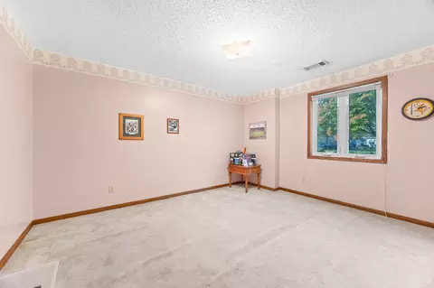 Bedroom - 305 Wacker Dr, Glencoe, MN 55336 photo 2 of 3