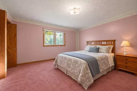 Bedroom - 305 Wacker Dr, Glencoe, MN 55336 photo 1 of 3