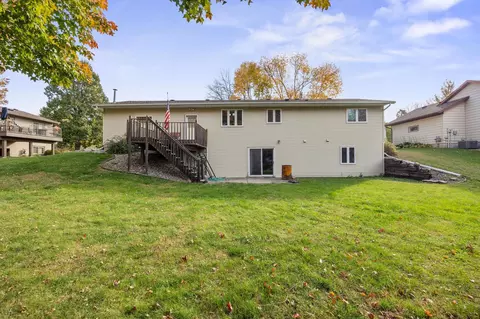 Exterior - 305 Wacker Dr, Glencoe, MN 55336 photo 4 of 6