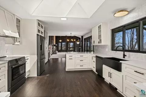 Kitchen - 2207 Heather Ave, Duluth, MN 55803 photo 8 of 15