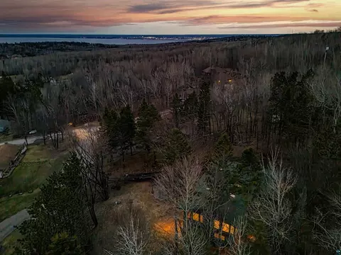 View/Area - 2207 Heather Ave, Duluth, MN 55803 photo 1 of 2