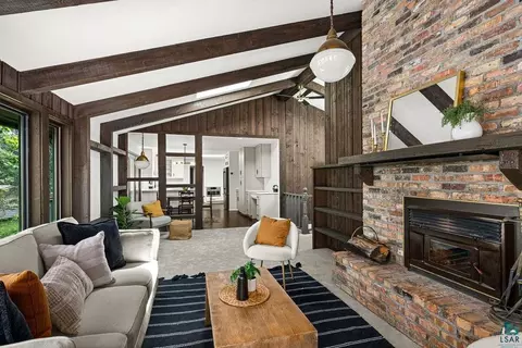 Living - 2207 Heather Ave, Duluth, MN 55803 photo 8 of 17