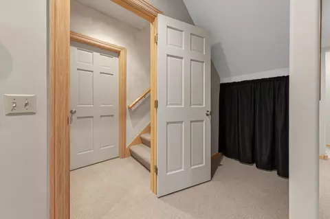 Entry Way - 1135 3rd St NE, Faribault, MN 55021 photo 9 of 9