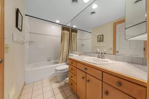 Bath - 1135 3rd St NE, Faribault, MN 55021 photo 8 of 8
