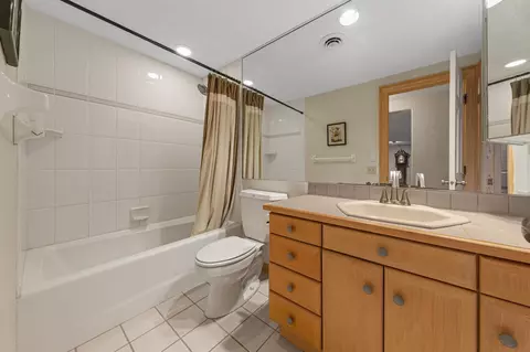 Bath - 1135 3rd St NE, Faribault, MN 55021 photo 7 of 8