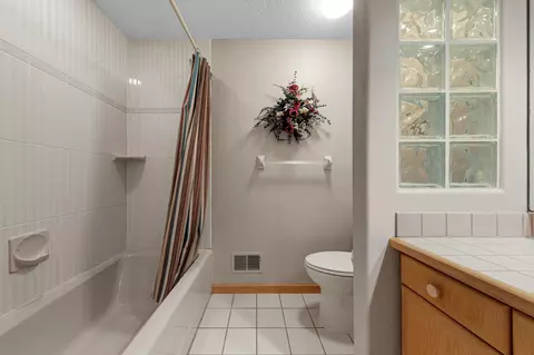 Bath - 1135 3rd St NE, Faribault, MN 55021 photo 6 of 8
