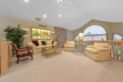 Living - 1135 3rd St NE, Faribault, MN 55021 photo 9 of 14