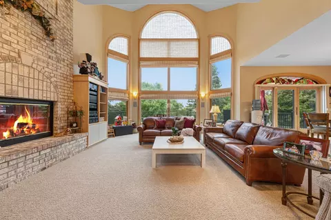 Living - 1135 3rd St NE, Faribault, MN 55021 photo 1 of 14