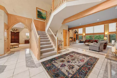 Entry Way - 1135 3rd St NE, Faribault, MN 55021 photo 3 of 9