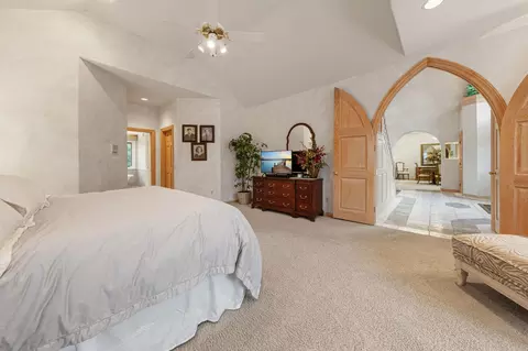 Bedroom - 1135 3rd St NE, Faribault, MN 55021 photo 3 of 9