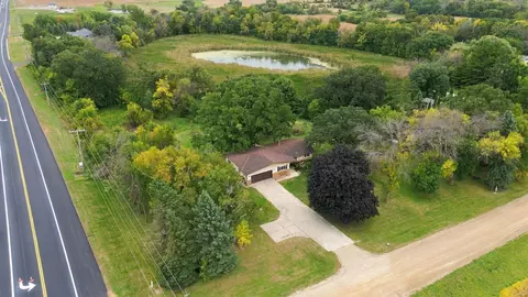 10225 Jersey Ave, Chaska, MN 55318