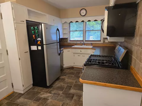 Kitchen - 820 6th St, Windom, MN 56101 photo 1 of 3