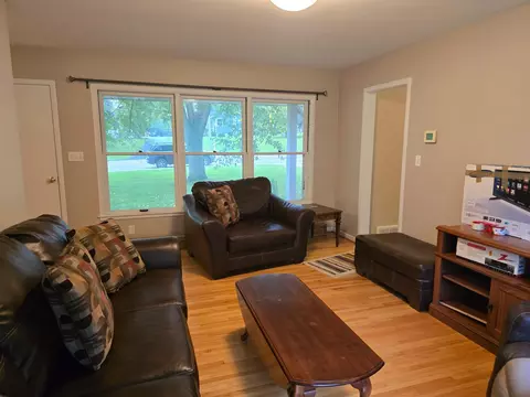 Living - 820 6th St, Windom, MN 56101 photo 3 of 3