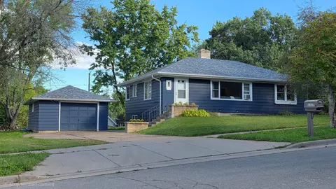 2137 14th St, Eau Claire, WI 54703