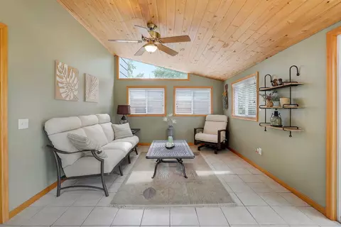 11840 Wren St NW, Coon Rapids, MN 55433
