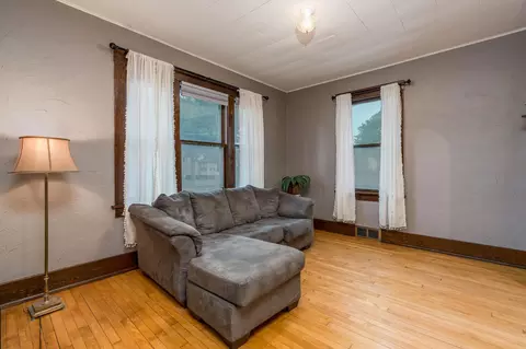 Living - 531 Range St, Mankato, MN 56003 photo 1 of 2