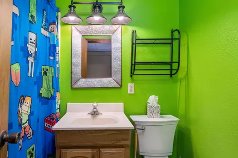 Bath - 531 Range St, Mankato, MN 56003 photo 1 of 2