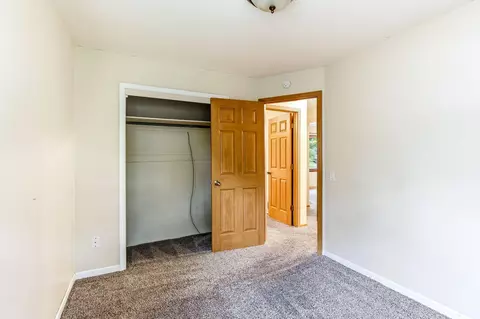 Bedroom - 11324 Quinn St NW, Coon Rapids, MN 55433 photo 2 of 6