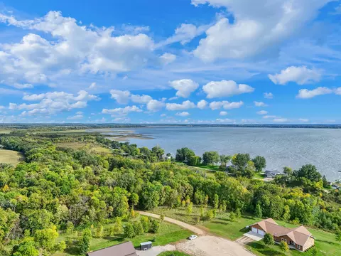 455 Nn Plentywood Rd, Perham, MN 56573 photo 2