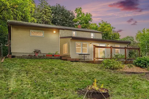549 18th Ave N, South Saint Paul, MN 55075