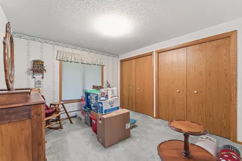 Bedroom - 101 Park Ln, Kenyon, MN 55946 photo 3 of 7
