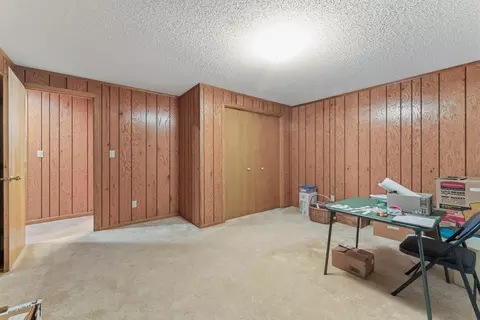 Bedroom - 101 Park Ln, Kenyon, MN 55946 photo 7 of 7